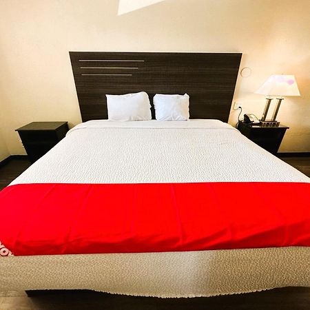 Oyo Hotel San Antonio Lackland Afb Seaworld Hwy 90 W Exterior foto